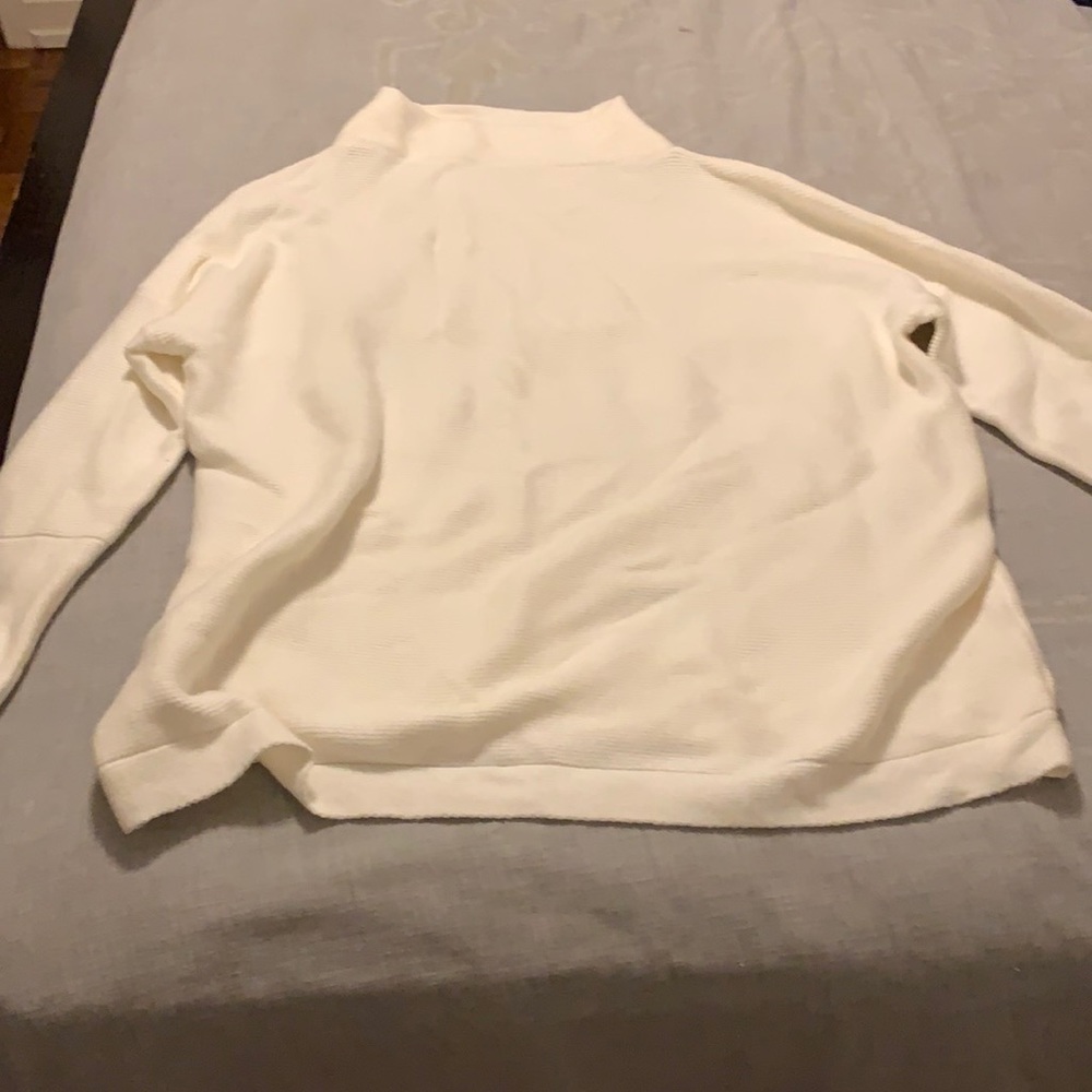 Sweater tunic, never worn, size L.